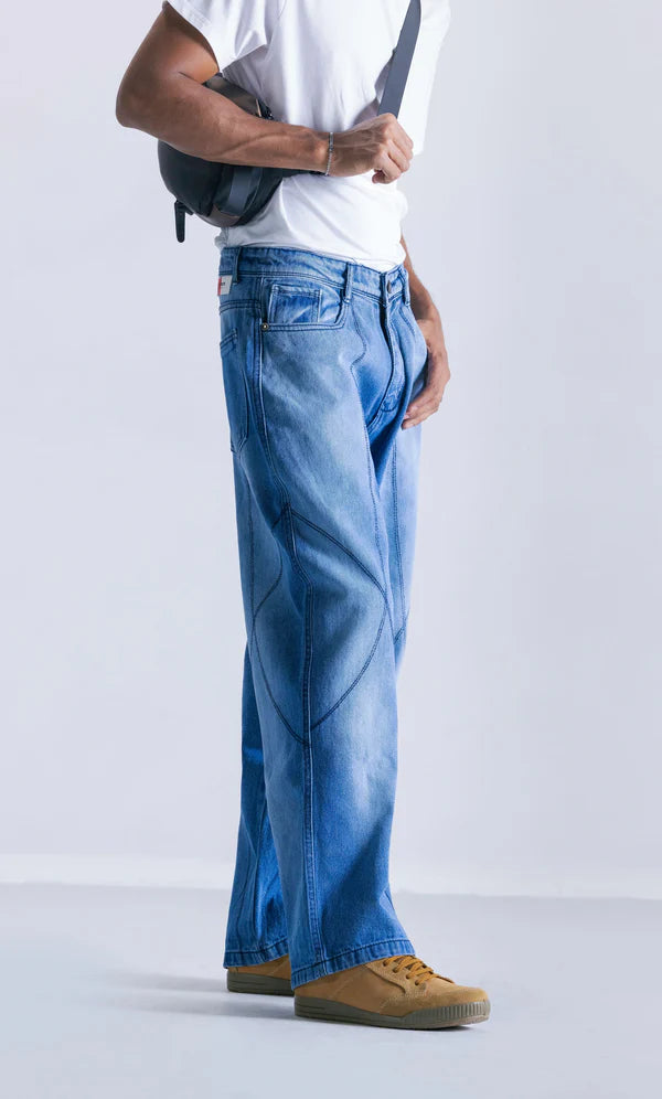 Showstitch Straight Fit Jeans