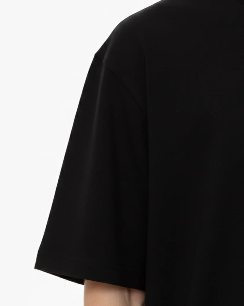 BLACK BASIC TEE