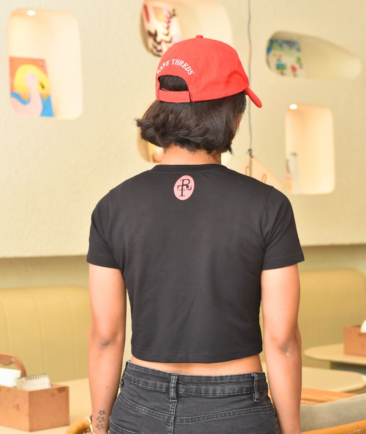 RARE THREDS CROP TEE - BLACK EDITION