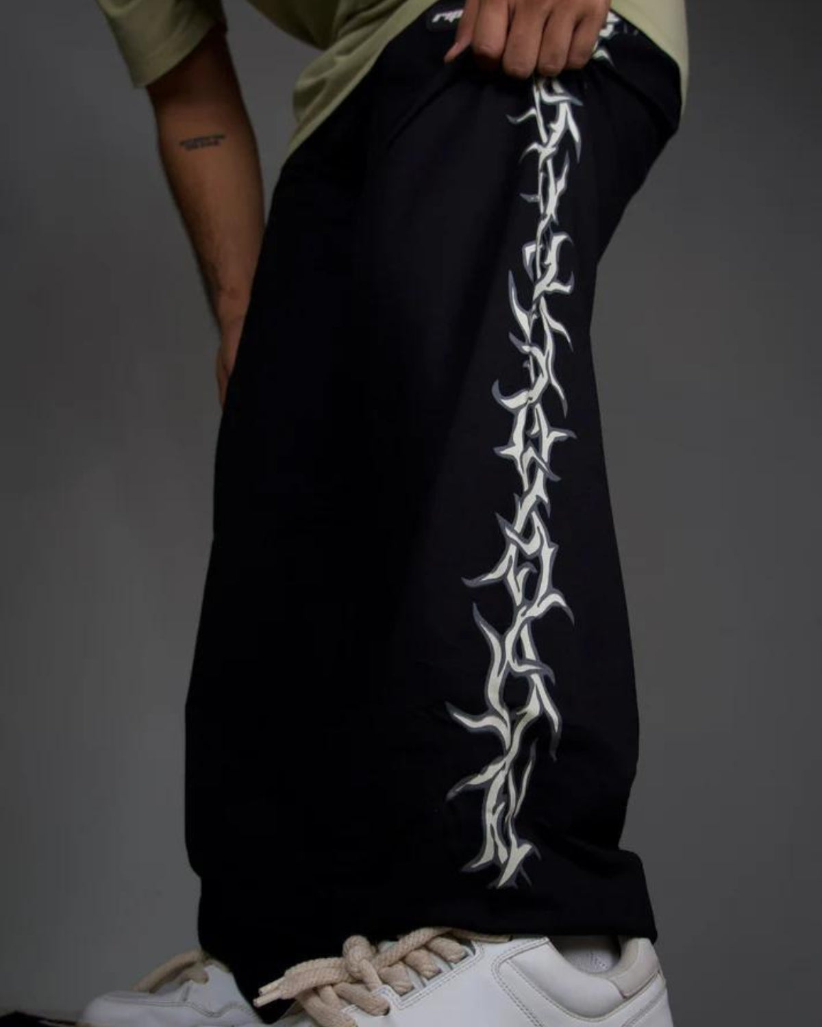 Bone Thorn Baggy Pants