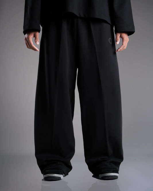 DON'T BE FOOLED - Baggy Black Pant