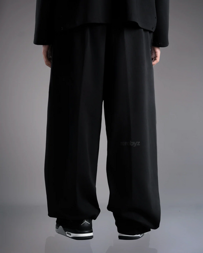 DON'T BE FOOLED - Baggy Black Pant