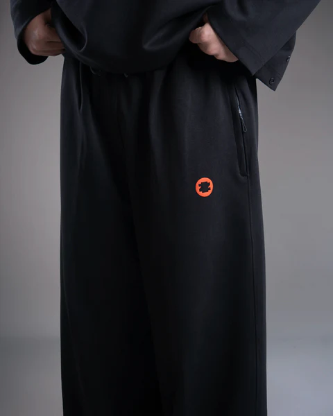 NEVER BEEN NORMAL - Baggy Black Pant