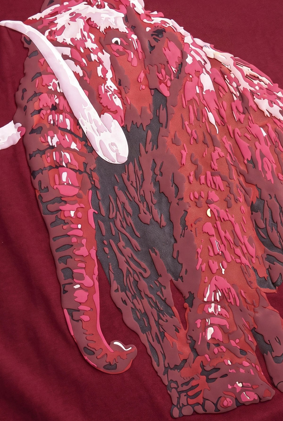 RED MAMMOTH TEE