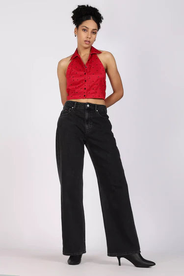 HALTER NECK SLEEVELESS CROPPED SHIRT