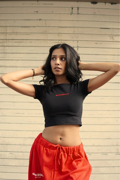 BLACK BABY TEE