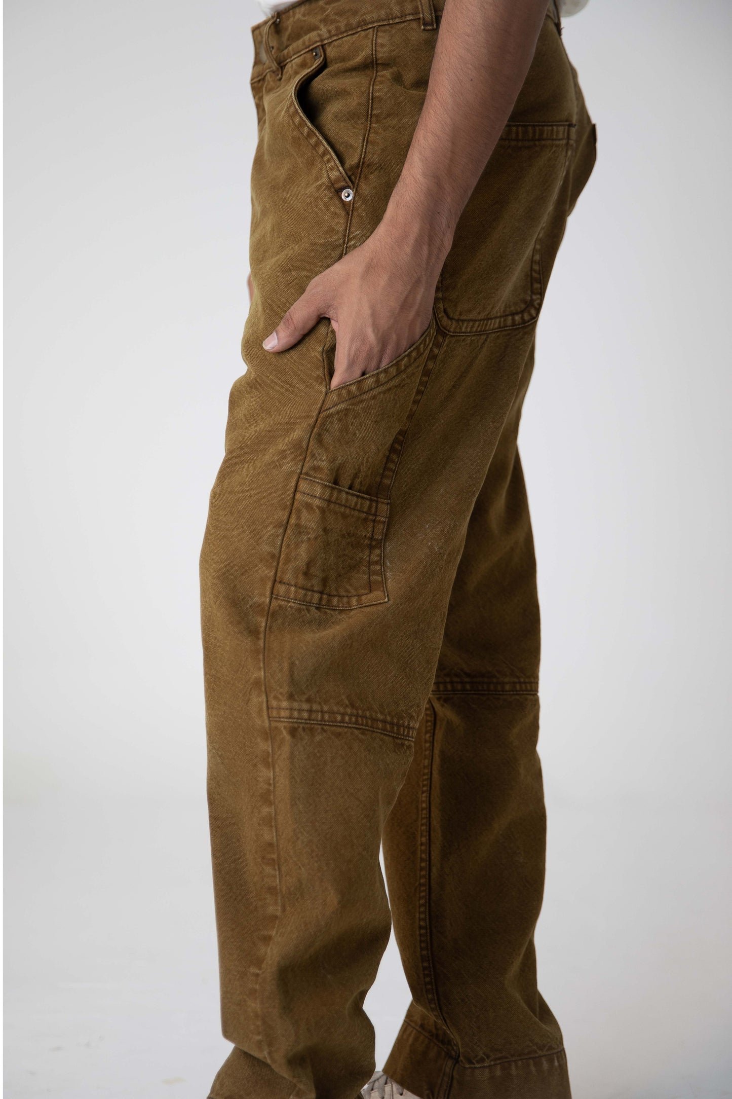 Urban Hike Carpenter Relaxed Jeans: Dark Brown