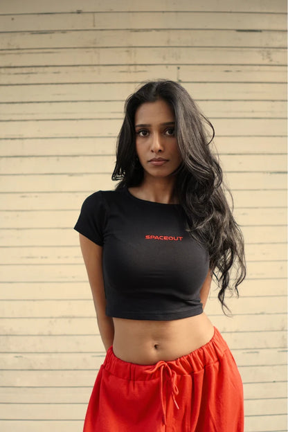 BLACK BABY TEE