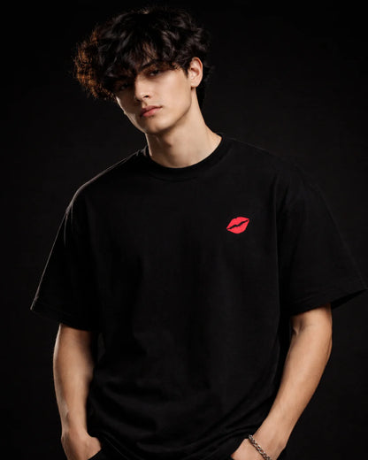 WANTED CUDDLES BLACK TEE