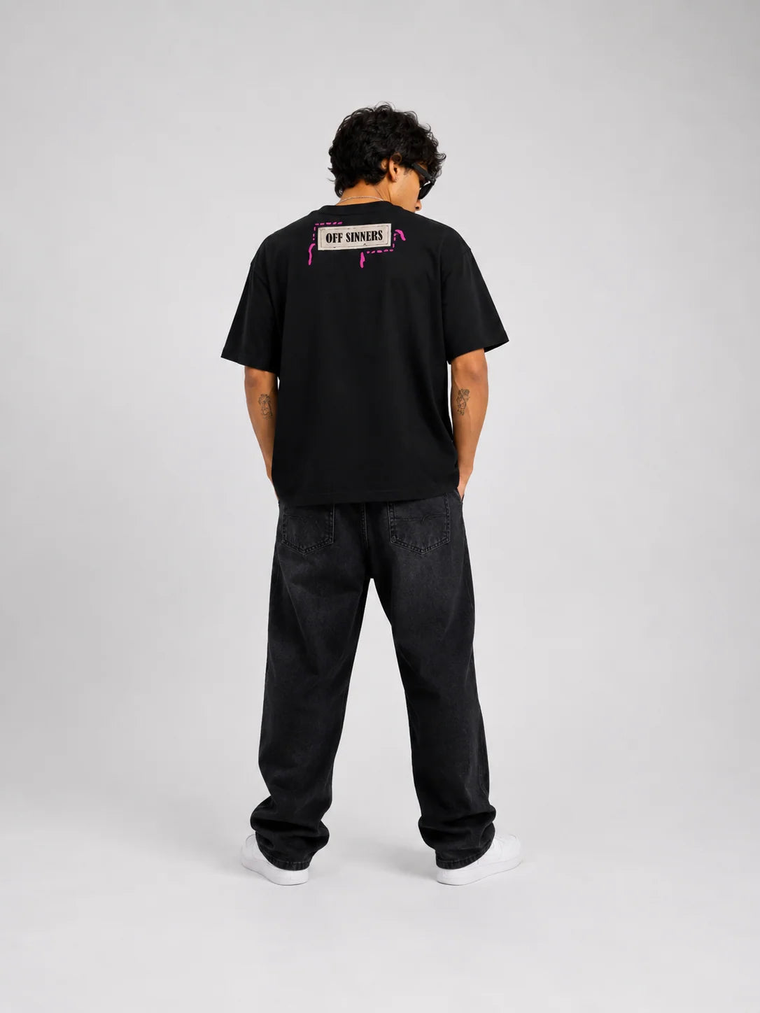 PLEASURE T-SHIRT