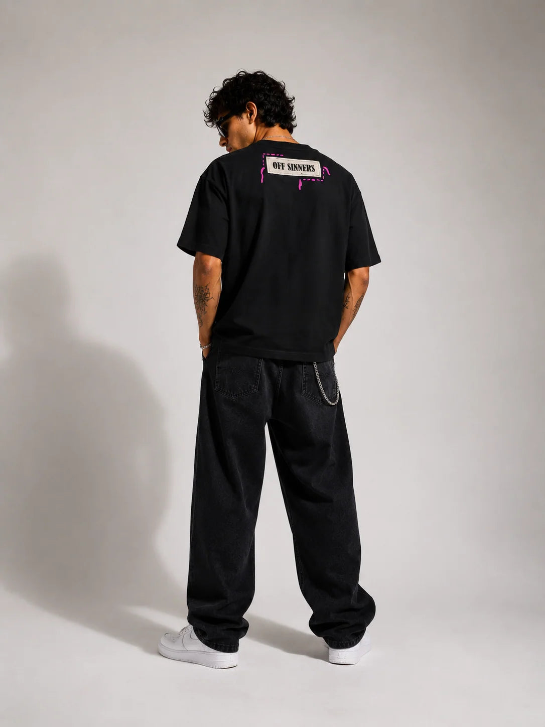 PLEASURE T-SHIRT