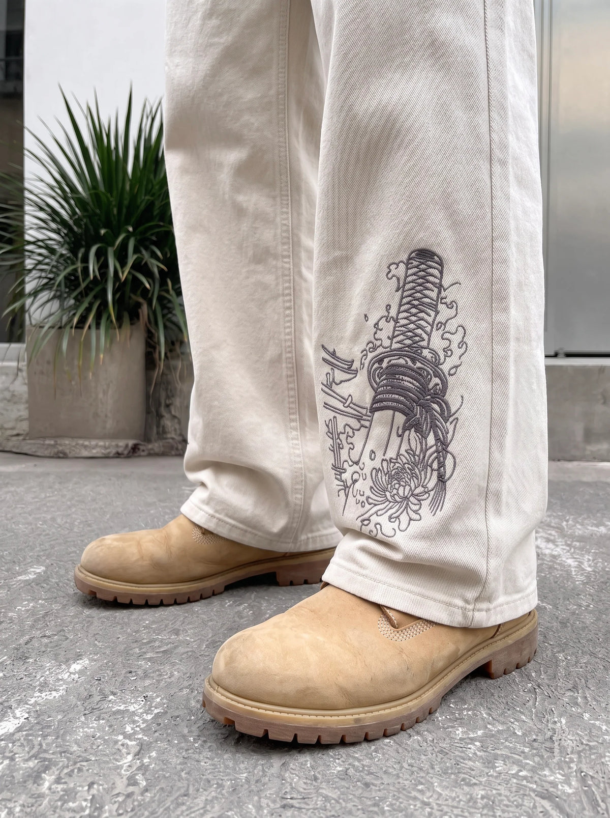 IVORY KATANA DENIM