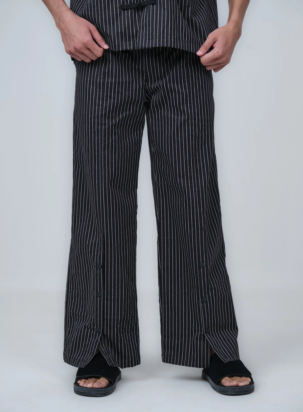 SPLITLINE TROUSER