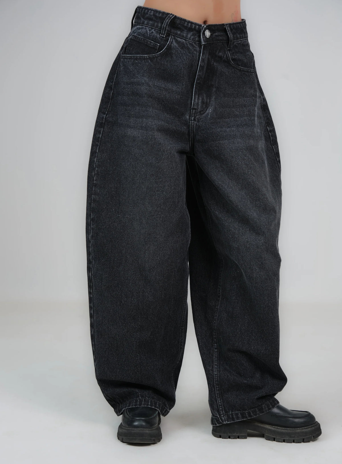 MIDNIGHT DECAY DENIM