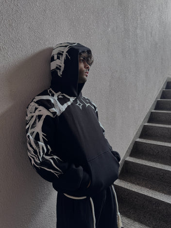 WILDERNESS HOODIE