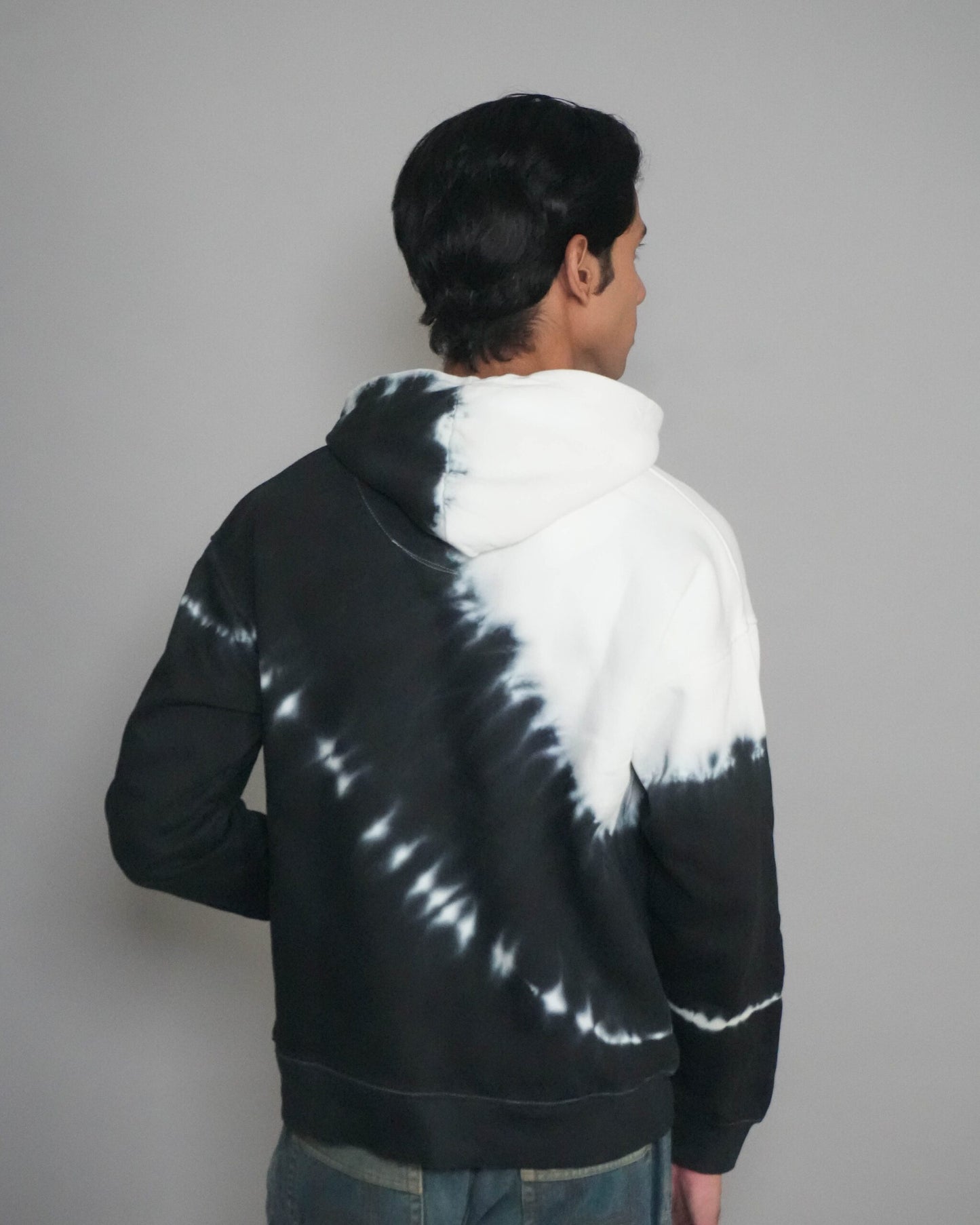 THE OLD SCHOOL HOODIE