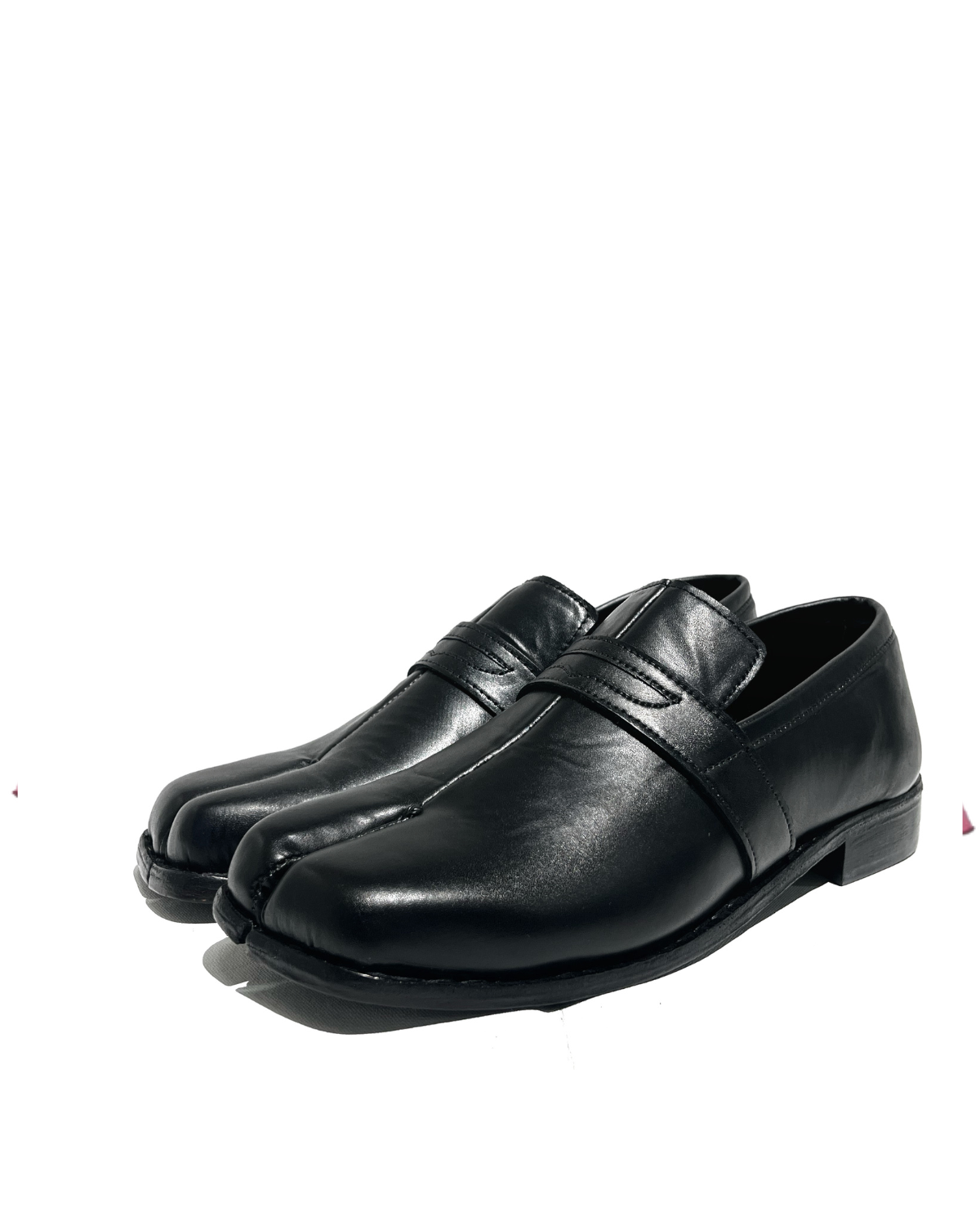 Tabi shoe