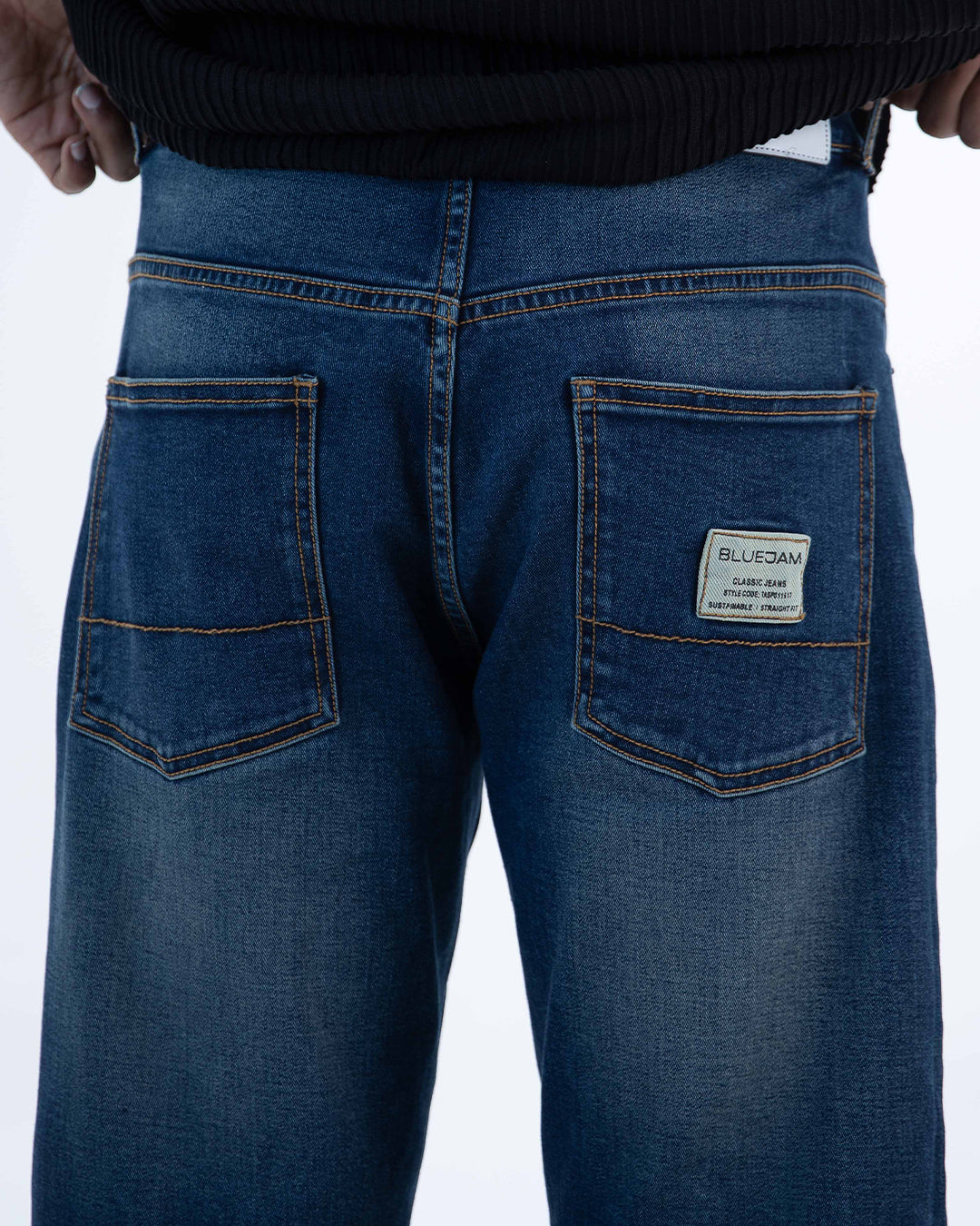 Move Easy Straight Jeans: Blue