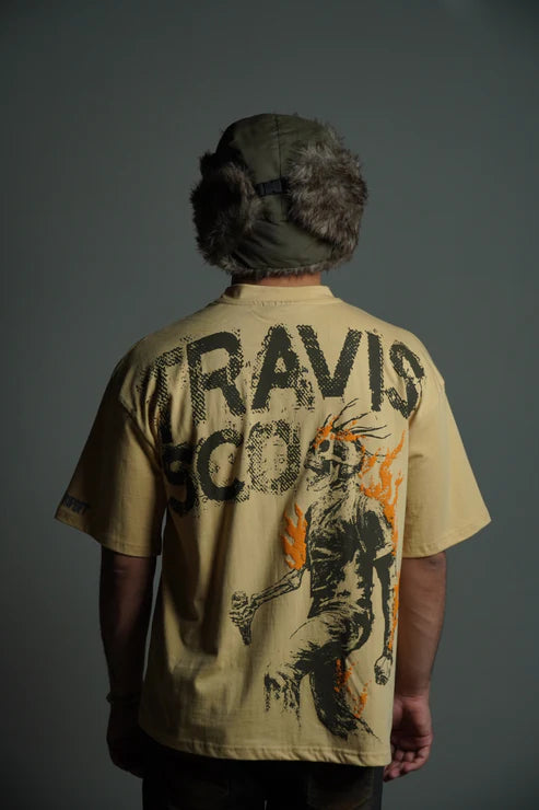 Travis tee ( sandstorm )