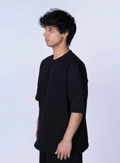 HYMNS ESSENTIAL TEE BLACK