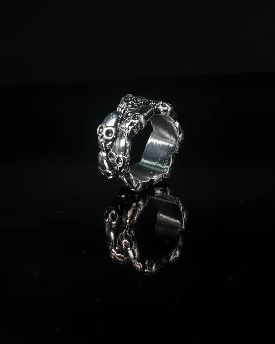 MANACA SKULL NEXUS RING
