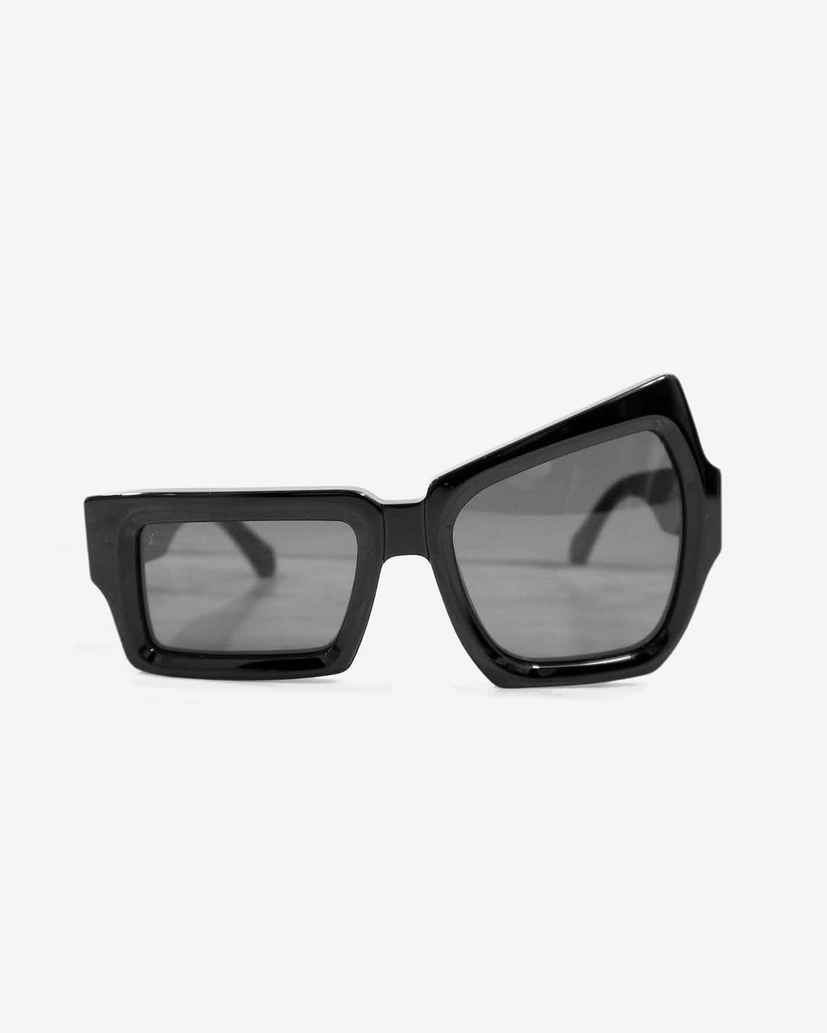 Carbon THE ROCK Unisex Asymmetric Sunglass - Black